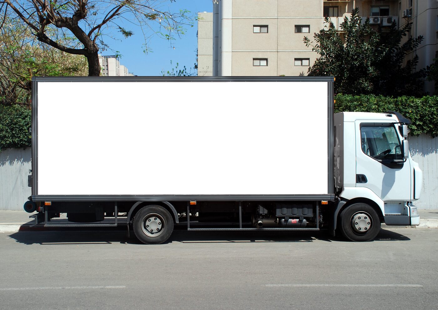 A Boonma moving truck ready for a local relocation